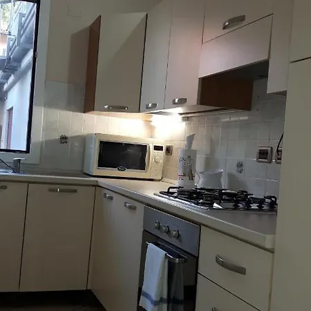 Mascotte - Marina Home-Parking-Wi-Fi Apartment *